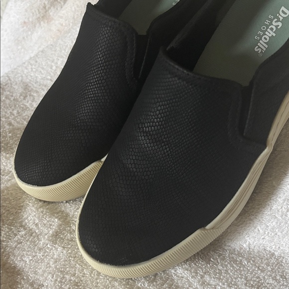 Stylish Black Dr Scholl’s Slip-On Sneakers - Picture 10 of 16